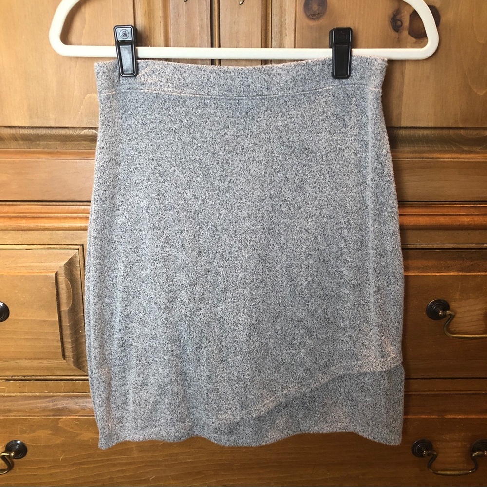 Abercrombie and Fitch Knit Gray Skirt